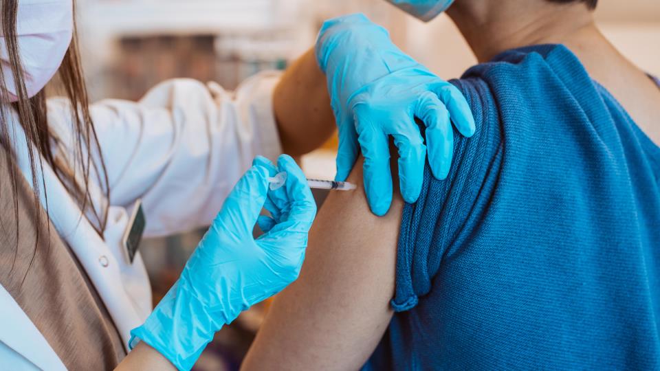 Lenke til artikkel: Influensa-, covid- og lungebetennelsesvaksinering 2026